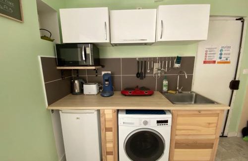 Les Grands Carmes Apartamento | Central Appartement T2 4P avec terrasse