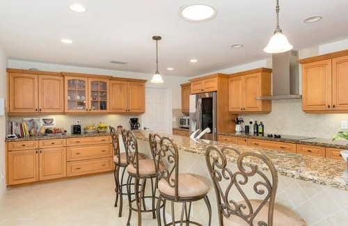 Central Beach Casa | Central Beach East of A1A 4 Bedroom Central Beach Heated Pool Home