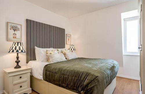 Cathedral Quarter Apartamento | Central Belfast Apartments - The Cathedral Loft