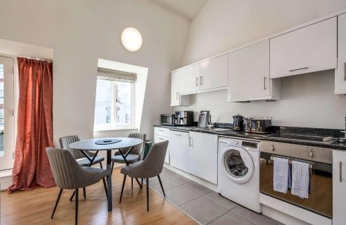 Cathedral Quarter Apartamento | Central Belfast Apartments - The Cathedral Loft