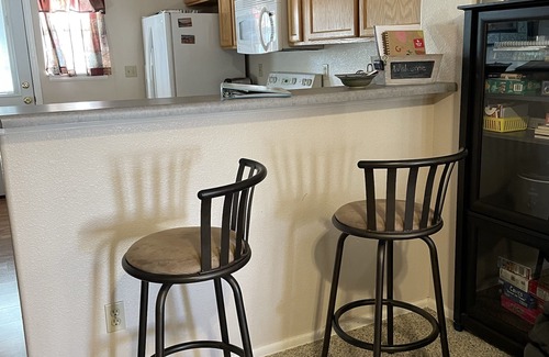 Cedaredge Casa | Central Cedaredge Cottage