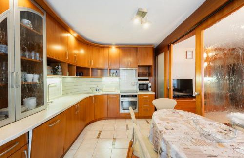 Bezigrad District Apartamento | Central Charm Haven