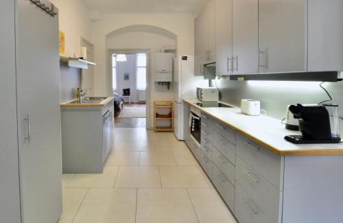 Landstrasse Apartamento | Central & Charming Viennese Flat