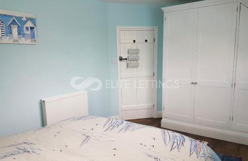 Christchurch Casa | Central Christchurch - 2 bed cottage, Christchurch