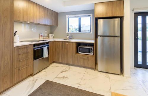 Christchurch Apartamento | Central City Hideout, Location, Location! w/park