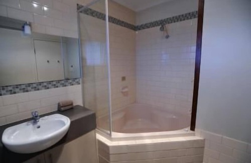 Bakery Hill Hotel | Central City Motor Inn