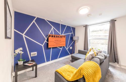 Saint Paul's Apartamento | Central, Contractors, Families, FREE PARKING by Prescott Apartments