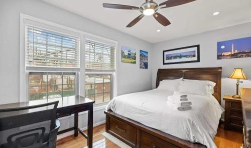 Columbia Heights Casa | Central Convenient Home with Free Parking #DCottage