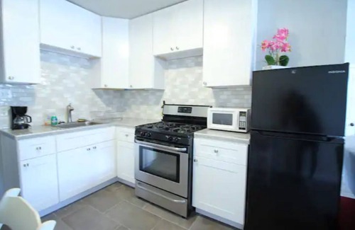Shearer Hills - Ridgeview Casa | Central & Convenient, Airport-5Min, Anywhere-10Min