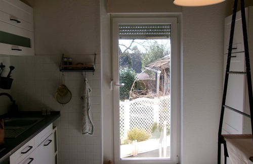 Solingen Condominio | Central, cozy apartment with its own terrace and private parking space
