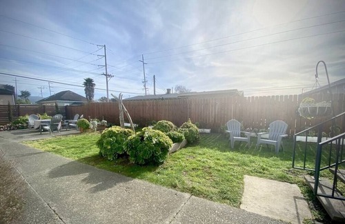 Arcata Casa | Central Craftsman Apartment