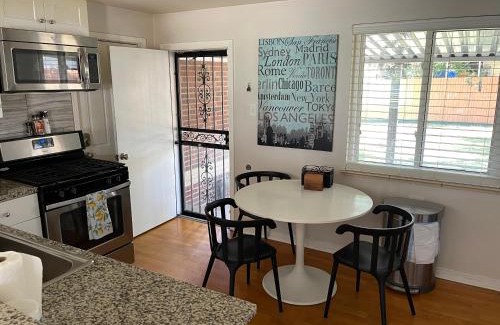 Ruby Hill Casa | Central Denver Master Room 24 hour self check in