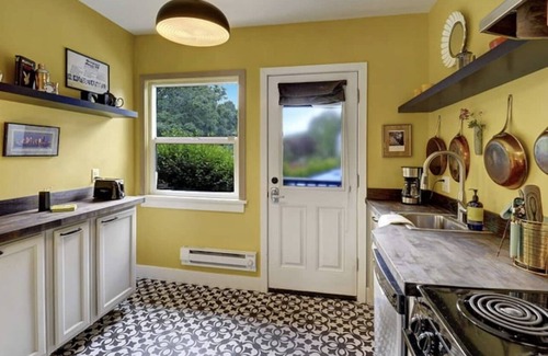 Mann Apartamento | Central district charmer with parking spot