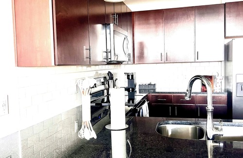 Downtown Apartamento | Central Downtown Raleigh Luxury High-Rise Condo