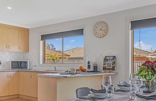 Echuca Casa | Central Echuca Escape | Heated Pool | 3 BDR