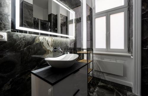Altlerchenfeld Apartamento | Central elegant Heritage Apartment with modern comfort