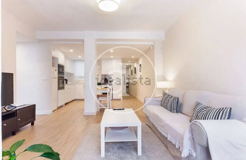 Arrancapins Apartamento | Apartamento centrico familiar en Valencia,Frente Estacion Ave Joaquin Sorolla