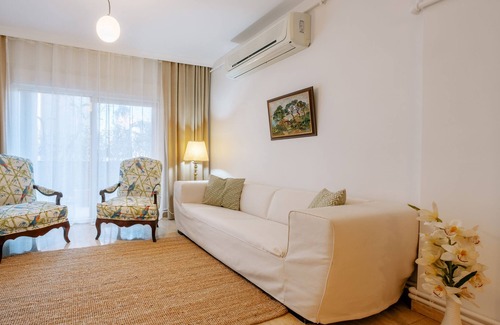 Esentepe Apartamento | Central Flat w Garden 10 min to Metro and Zorlu