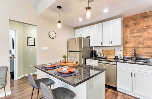 Front Royal Apartamento | Central Front Royal Getaway on Main Street!