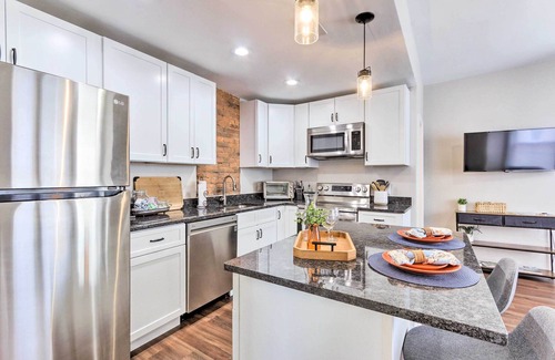 Front Royal Apartamento | Central Front Royal Getaway on Main Street!