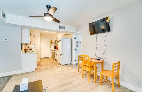 Townsite Casa | Central Henderson Retreat Near Dining + Lake Mead!