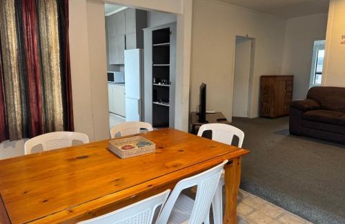 Tauranga Casa | Central Holiday Home
