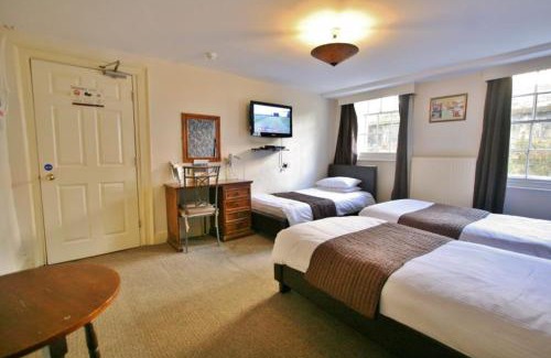 Cheltenham Hotel | Central Hotel Cheltenham by Roomsbooked