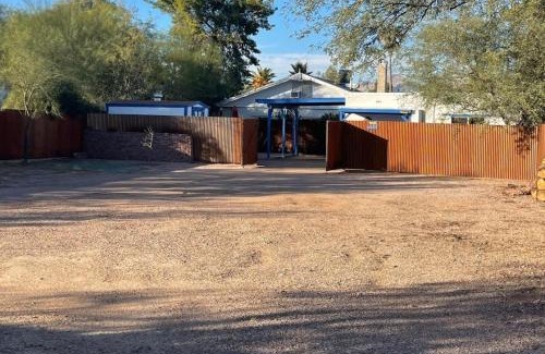 Palo Verde Casa | Central House with Pool & Hot Tub