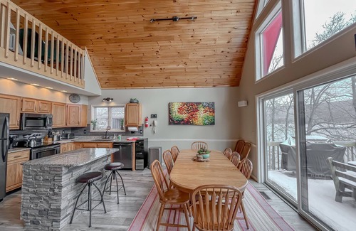 Thayerville Casa | Central Lake House with Private Dock! Walk to Area Hot Spots!