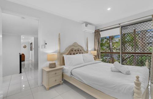 Southport Apartamento | Central Located 3 Bedroom Unit in Southport