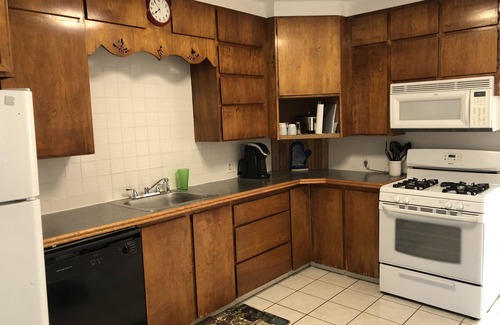 Tawas City Casa | Central located. Includes finished 2 car garage! 1 minute from beach!