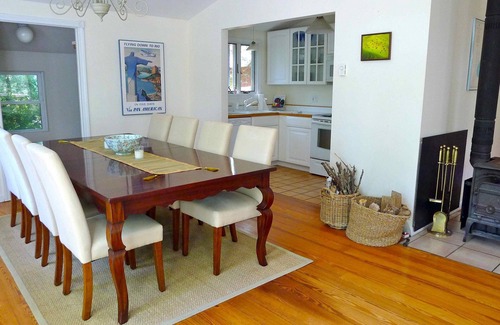 Vineyard Haven Apartamento | Ubicación central para sus vacaciones