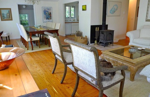 Vineyard Haven Apartamento | Ubicación central para sus vacaciones