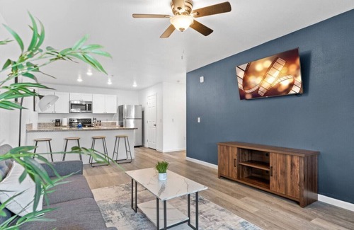 Reno/Tahoe Airport Apartamento | Charming 1-Bedroom - 35 Min to Lake Tahoe, Near Downtown Reno, Free Parking!