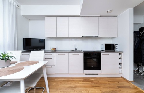 Kesklinn Apartamento | Central location/Large balcony/New building