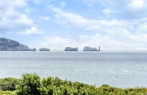 New Forest District Apartamento | Central Location shops & beach