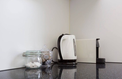 Werd Apartamento | Central Location Spacious 2-BR Apartment 3A