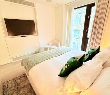 Marylebone Villa | Central London Designer Home w Game Room and AC