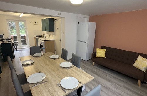 Bow Casa | Central London 5-bed Townhouse