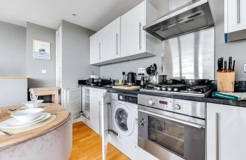 Bedford Apartamento | Central Lux Penthouse with Balcony, Terrace & Prking
