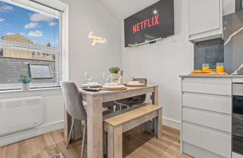 Roath Apartamento | Central Luxe Flats With Spa Facilities