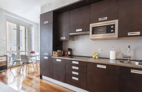 Huertas Apartamento | En casa en madrid 2. Centro de madrid Paseo a museos, plazas, gran via y sol.