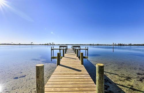 Mary Esther Apartamento | Central Mary Esther Condo 5 Mi to Okaloosa Island!