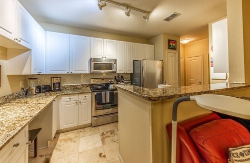 Carver City - Lincoln Gardens Condominio | UBICACIÓN, UBICACIÓN! A minutos del aeropuerto, estadio Bucs, campo Steinbrenner.