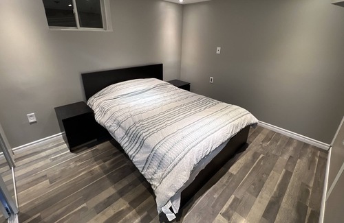 Barrie Casa | Central modern basement apartment close to lakes & skiing