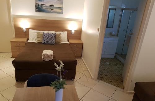 Nelson Bay Hotel | Central Motel Nelson Bay