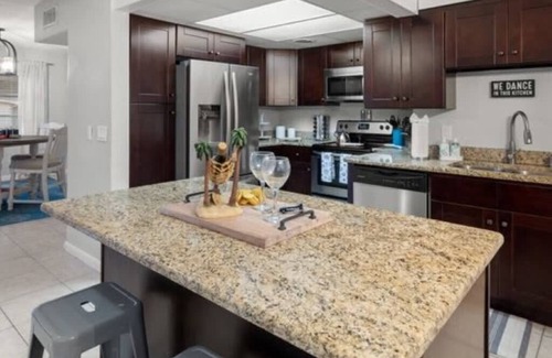 Walsingham Casa | Central Oasis 4BR Heated Pool Home Close To Beach Parks