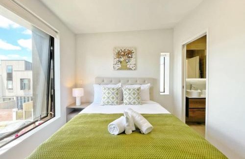 Grey Lynn Casa | Central Oasis Hideaway - Aircon 2-BR VS Backyard Close to Ponsonby