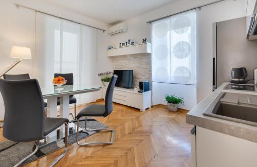 Zadar Old Town Apartamento | Central Palace Apartment