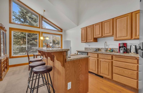 Deer Valley Casa | Central Park City Getaway with Private Hot Tub